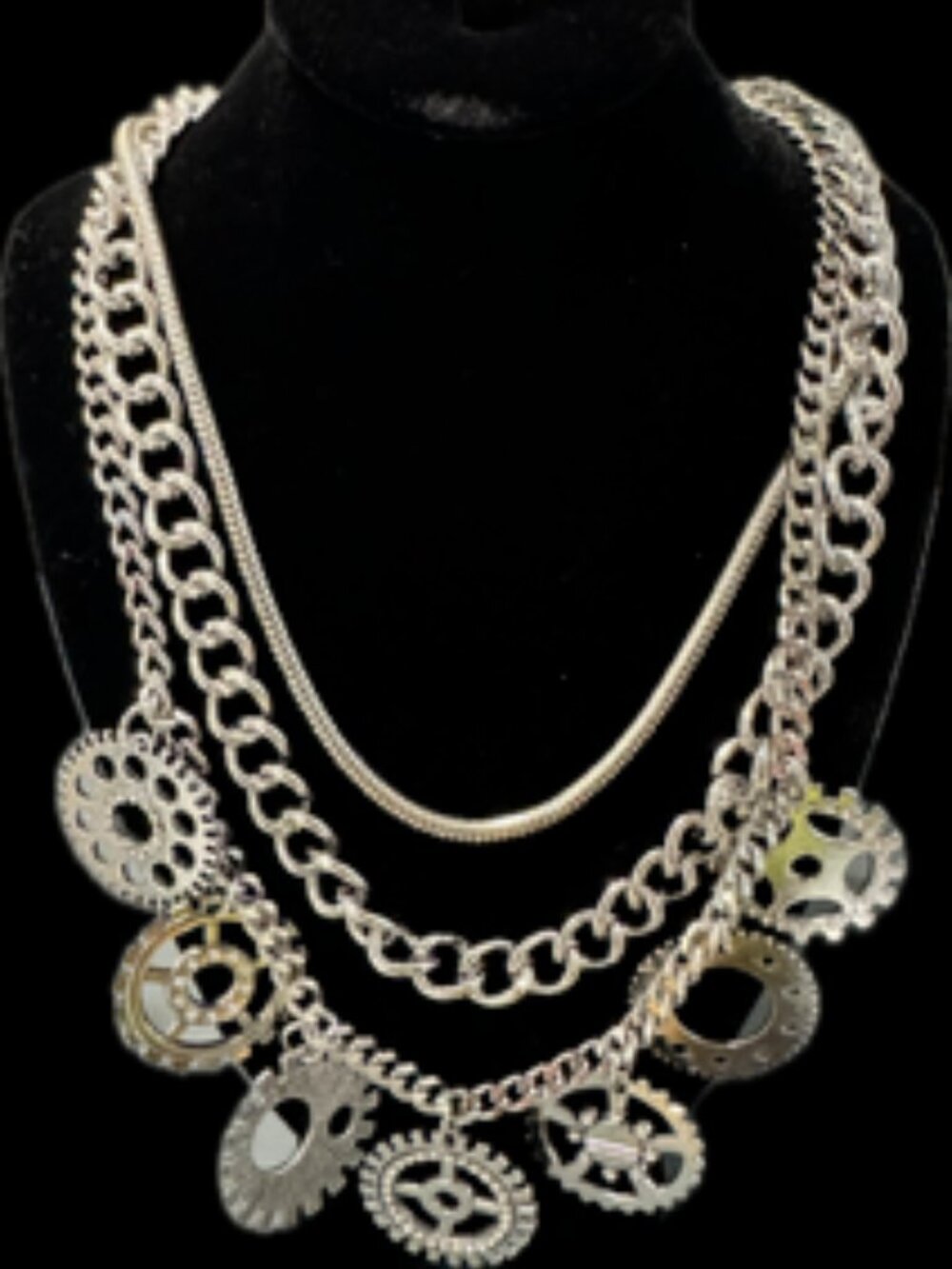 NWT  3 Chain Cog style necklace 20 inch